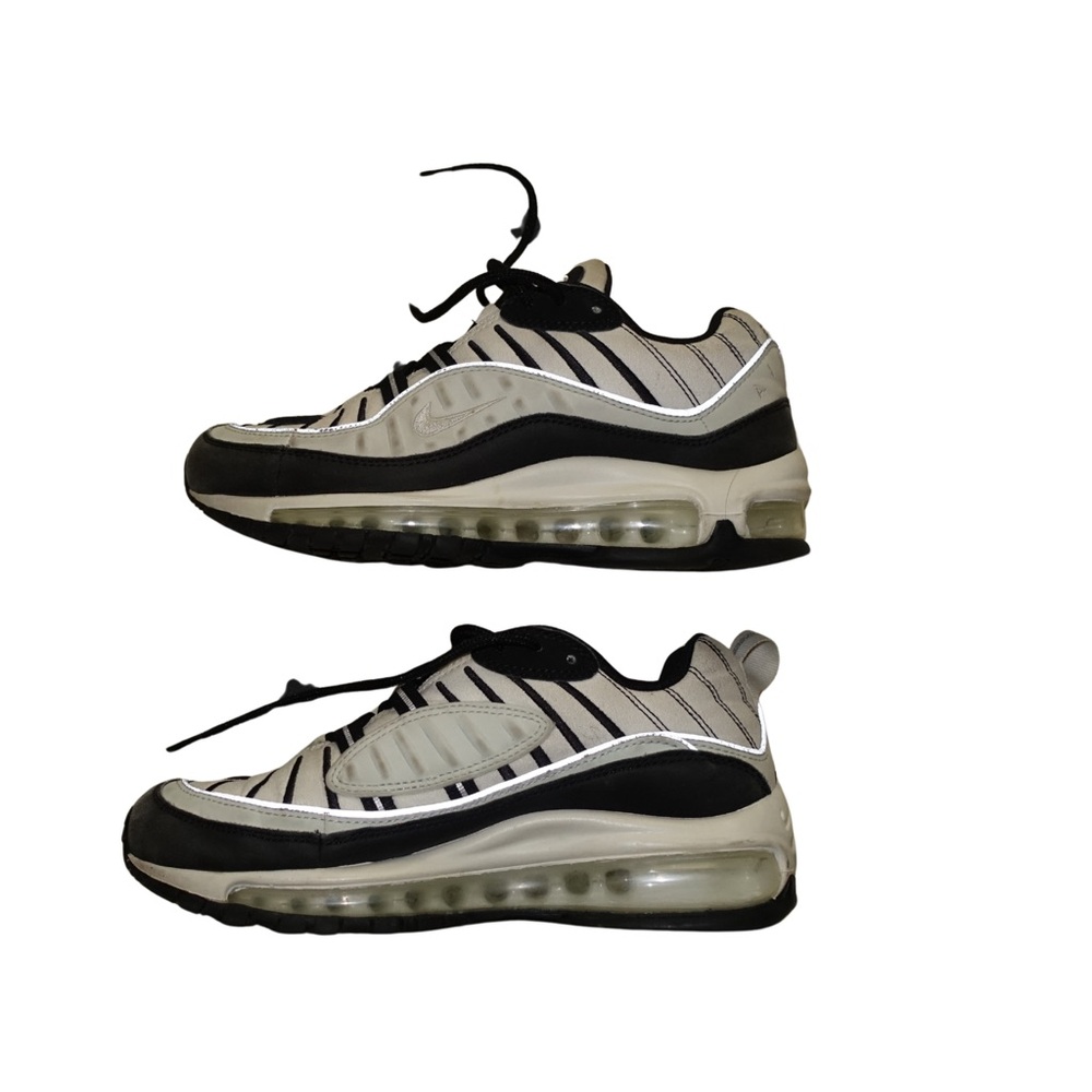 Womens Black and White Nike air max Shoes size us 6.5/7